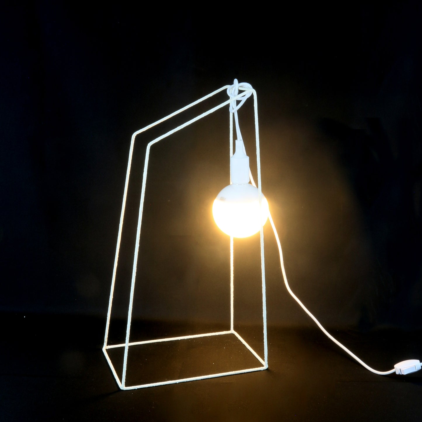 Luminária Leve Branca Mesa