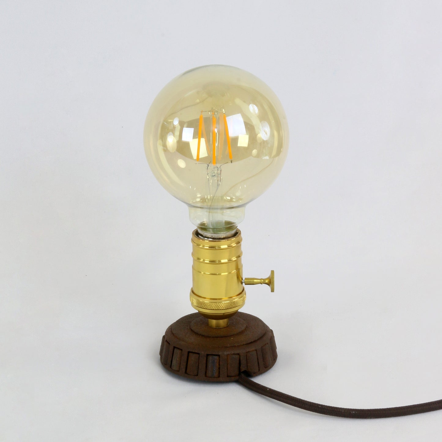 Luminária Sucatinha Bocal Dourado