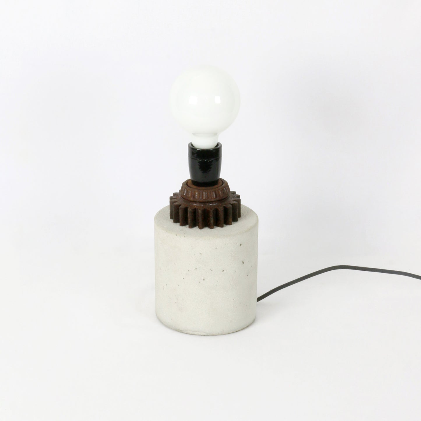 Luminária Concreta Luz Redonda 3