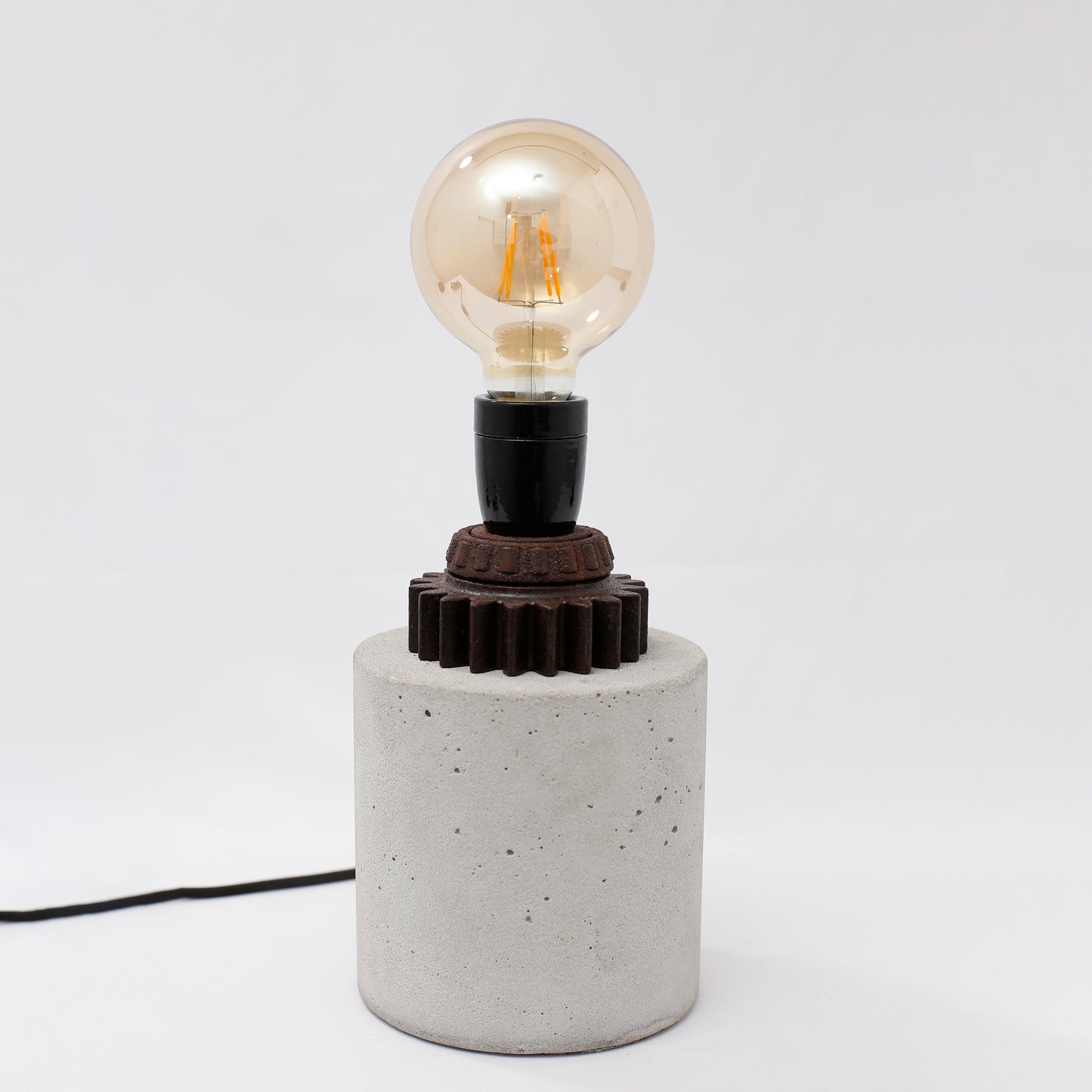 Luminária Concreta Luz Redonda 3